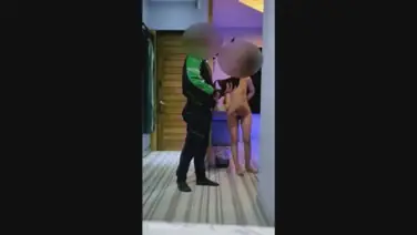 Sopir Gojek Ngentot Lonte Panggilan Memek Becek